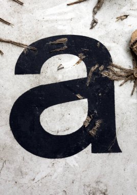 Sıkıntılı Durum Tipografisi ile Yazılan Sözcükler Bulundu P Harfi