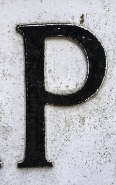 Sıkıntılı Durum Tipografisi ile Yazılan Sözcükler Bulundu P Harfi