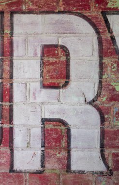 Sıkıntılı Durum Tipografisi ile Yazılan Sözcükler R Harfi Bulundu