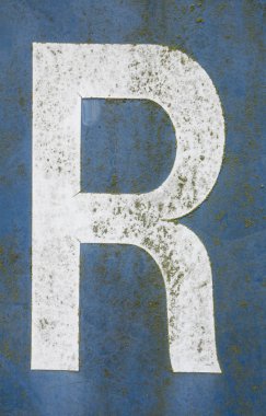 Sıkıntılı Durum Tipografisi ile Yazılan Sözcükler R Harfi Bulundu