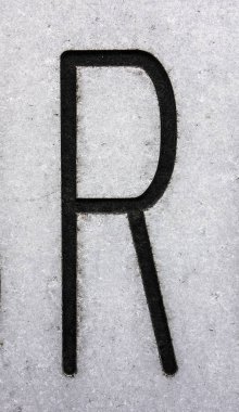 Sıkıntılı Durum Tipografisi ile Yazılan Sözcükler R Harfi Bulundu