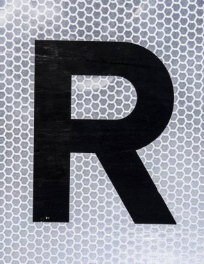 Sıkıntılı Durum Tipografisi ile Yazılan Sözcükler R Harfi Bulundu