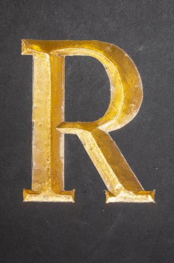 Sıkıntılı Durum Tipografisi ile Yazılan Sözcükler R Harfi Bulundu