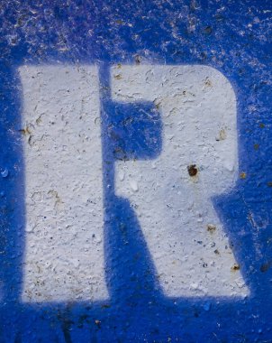 Sıkıntılı Durum Tipografisi ile Yazılan Sözcükler R Harfi Bulundu