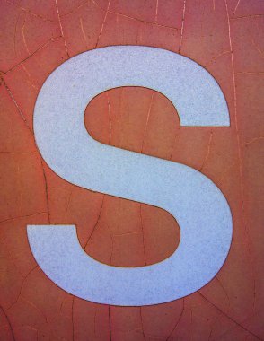 Sıkıntılı Durum Tipografisi ile Yazılan Sözcükler S Harfi Bulundu