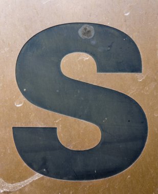 Sıkıntılı Durum Tipografisi ile Yazılan Sözcükler S Harfi Bulundu