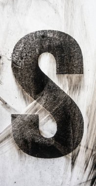 Sıkıntılı Durum Tipografisi ile Yazılan Sözcükler S Harfi Bulundu