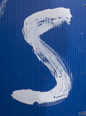 Sıkıntılı Durum Tipografisi ile Yazılan Sözcükler S Harfi Bulundu