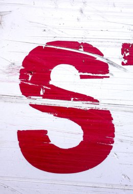 Sıkıntılı Durum Tipografisi ile Yazılan Sözcükler S Harfi Bulundu