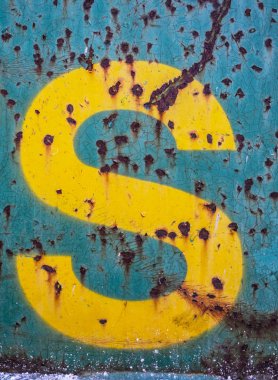 Sıkıntılı Durum Tipografisi ile Yazılan Sözcükler S Harfi Bulundu