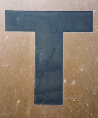 Sıkıntılı Durum Tipografisi ile Yazılan Kelimeler Bulundu T Harfi