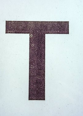 Sıkıntılı Durum Tipografisi ile Yazılan Kelimeler Bulundu T Harfi