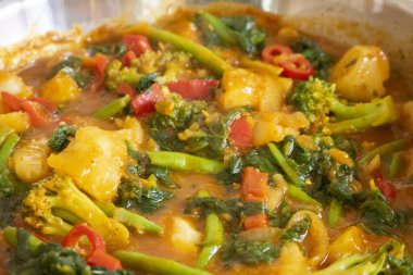 Yeşil fasulye ve soslu Körili Tavuğun Kapanışı