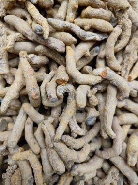 Kurumuş zerdeçal Kökleri Yığını