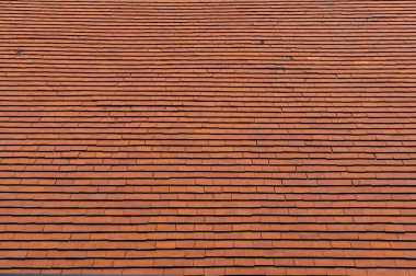 Eski kahverengi kil kiremitler çatı deseni