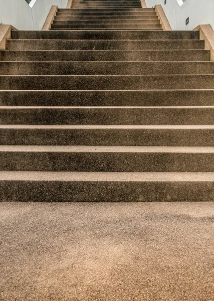 Perspektive Beton Mit Kleiner Kieseltreppe — Stockfoto