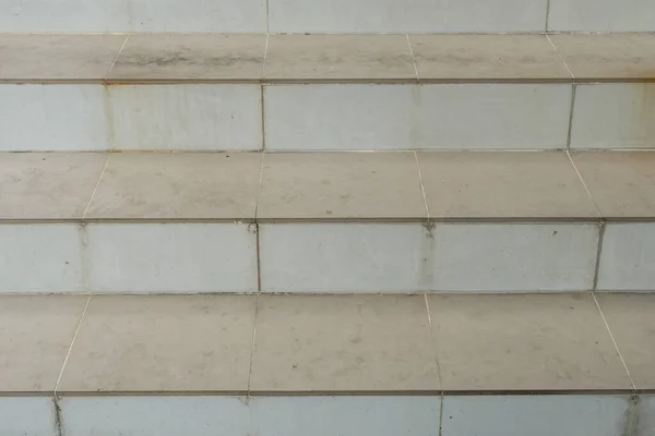 セラミックタイルの階段シンプルな背景 — ストック写真