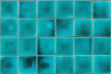 El yapımı yeşil seramik döşeme