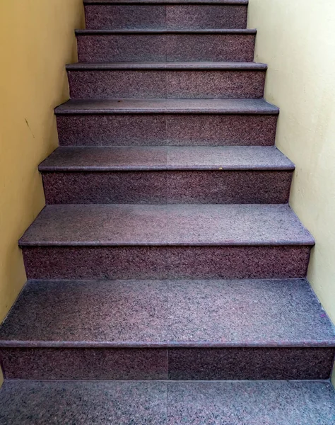 Perspectiva Escalera Hormigón Granito Marrón Rojo —  Fotos de Stock