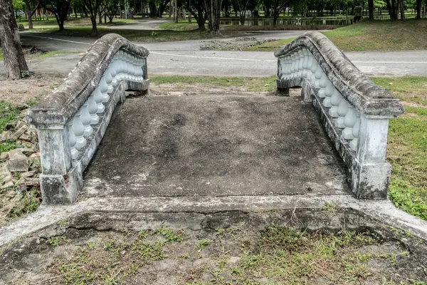 Old Concrete Bridge Park — Stock Photo, Image