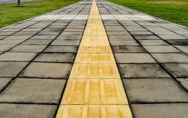 Tactile Paving Blind Handicap Concrete Block Pathway — Stock Photo, Image