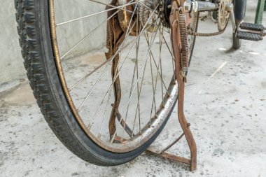 Paslı bisikletin bir parçası