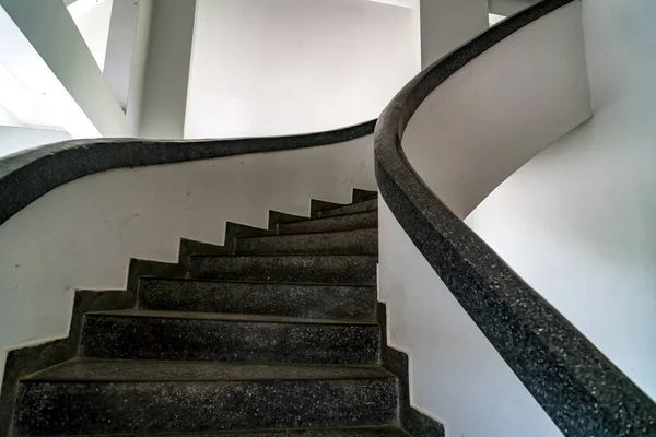 Perspective Black Spiral Concrete Staircase — Stock Photo, Image