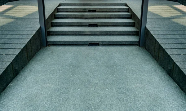 Перспектива Бетона Небольшой Гравийной Текстурной Лестницей — стоковое фото