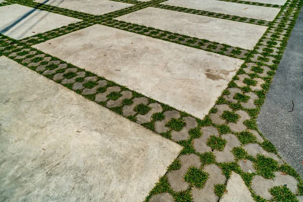 Perspective Concrete Block Floor Green Grass — Stock Photo, Image