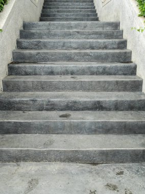 Siyah beton merdiven sade arka plan