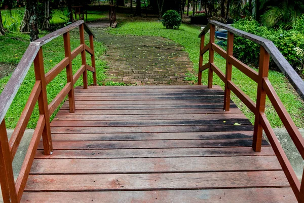 Pathway Small Wooden Foot Bridge Park — Stock Photo, Image