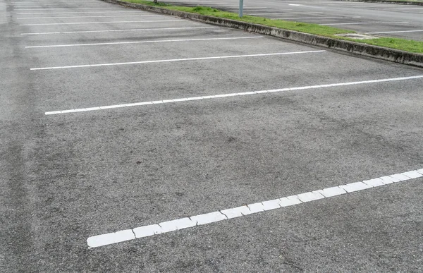 Leerer Parkplatz Einfacher Hintergrund — Stockfoto