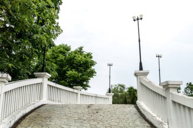 Graden Yolu ve Küçük Köprü