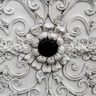 Tay tapınağında antik beyaz sıva