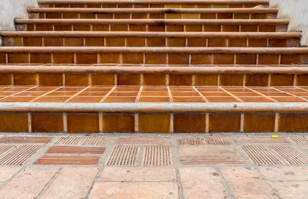 Betão Com Escadaria Cerâmica — Fotografia de Stock