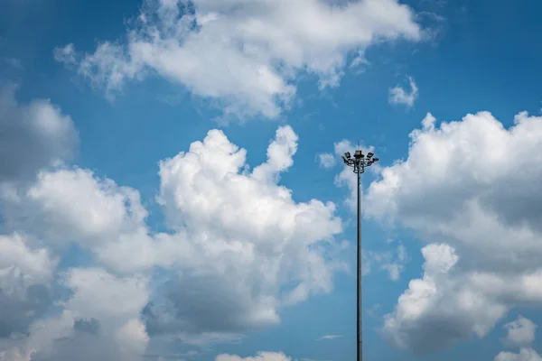 Spot Light Pole Cloud Blue Sky Background — Stock Photo, Image