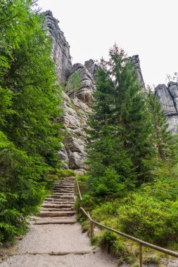 Adrspach Ulusal Parkı - Teplice harika. Rock Kasabası. Çek Cumhuriyeti
