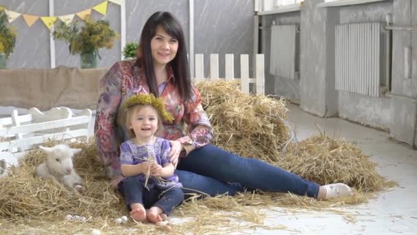 Families Woman Daughter Petting Cute Goat — Stock Video