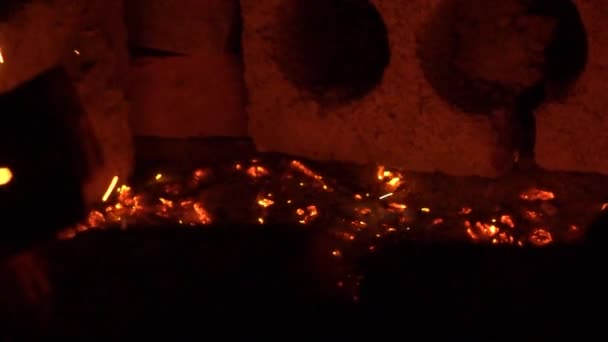 Žhavý Uhlík Požáru Abstrakt — Stock video