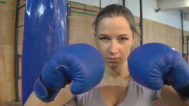 Slow Motion Sexy Girl Punching Gloves Together Closeup — Stock Video