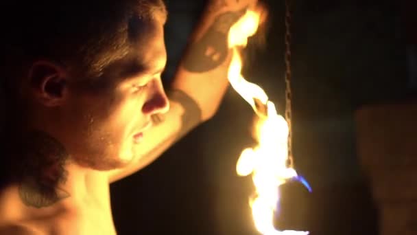 Slow Motion Fire Show Performansı — Stok video