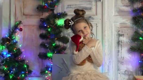 Girl Santa Hat Teddy Bear Christmas — Stock Video