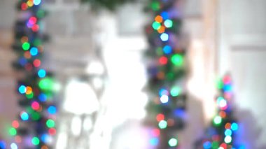 Noel hediye kutusu almak ve vermekle eller.