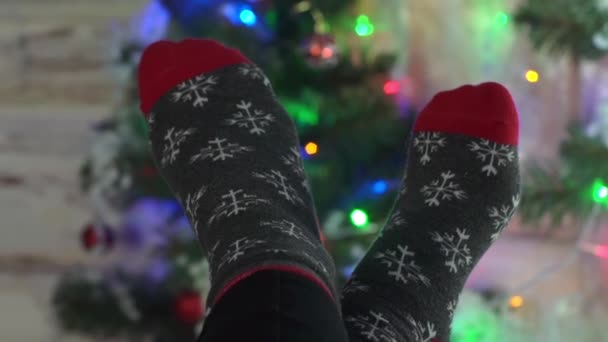 Close Woman Legs Warm Knitted Woolen Socks Ornament Next — Stock Video