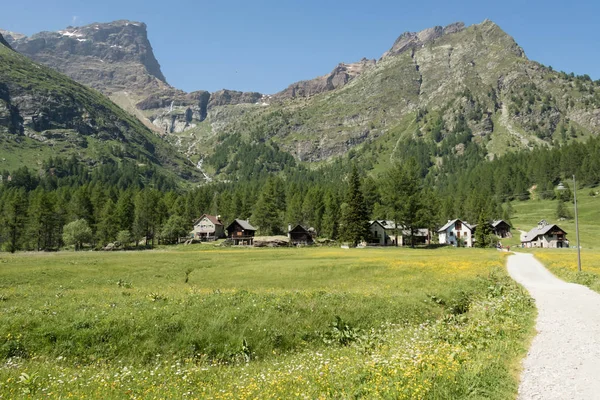 Krajobraz alpejski — Zdjęcie stockowe