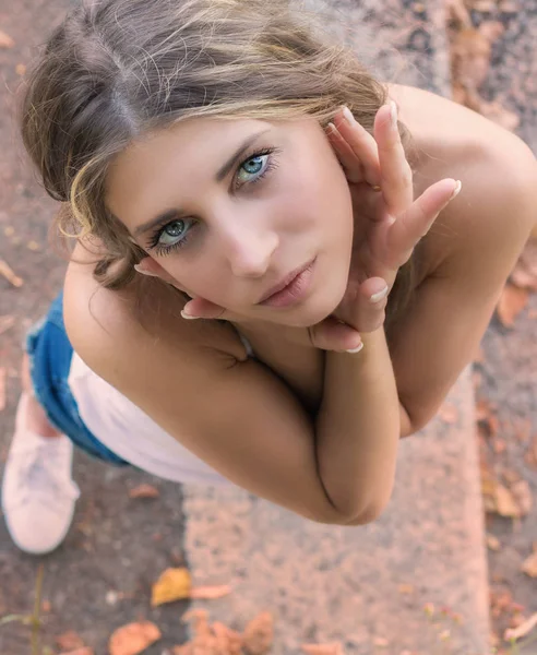 Outdoor Portrait Beautiful Blonde — Stock Photo, Image