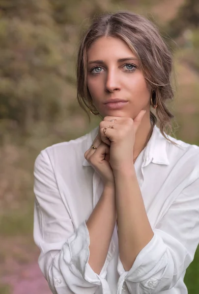 Beautiful Woman Colors Spring — Stock Photo, Image