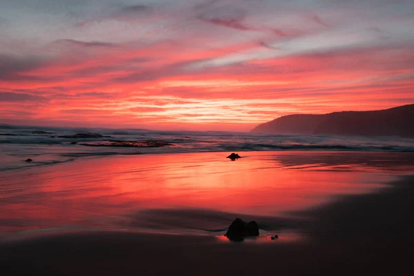 Pôr Sol Uma Praia Australiana Lado Icônica Great Ocean Road — Fotografia de Stock