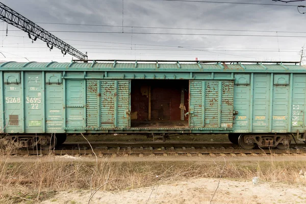 Carros Carga Caminho Ferro Comboio Vagão Com Portas Abertas — Fotografia de Stock