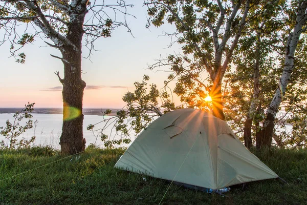 Tourist Tent Background Rising Sun Sunrise River Dnieper Rzhishchev Ukraine — Stock Photo, Image